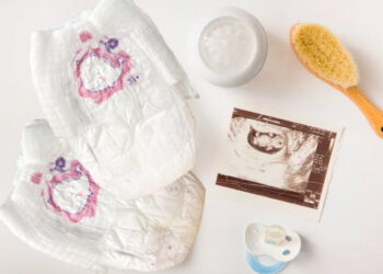 Mẹ đã biết vạch báo bỉm đầy của Jo nằm ở đâu chưa?