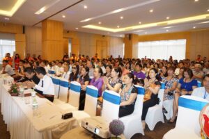 Hội nghị có sự góp mặt của 500 khách hàng là nhà phân phối, đại lý, đại diện các cửa hàng kinh doanh sản phẩm của Việt Sing.